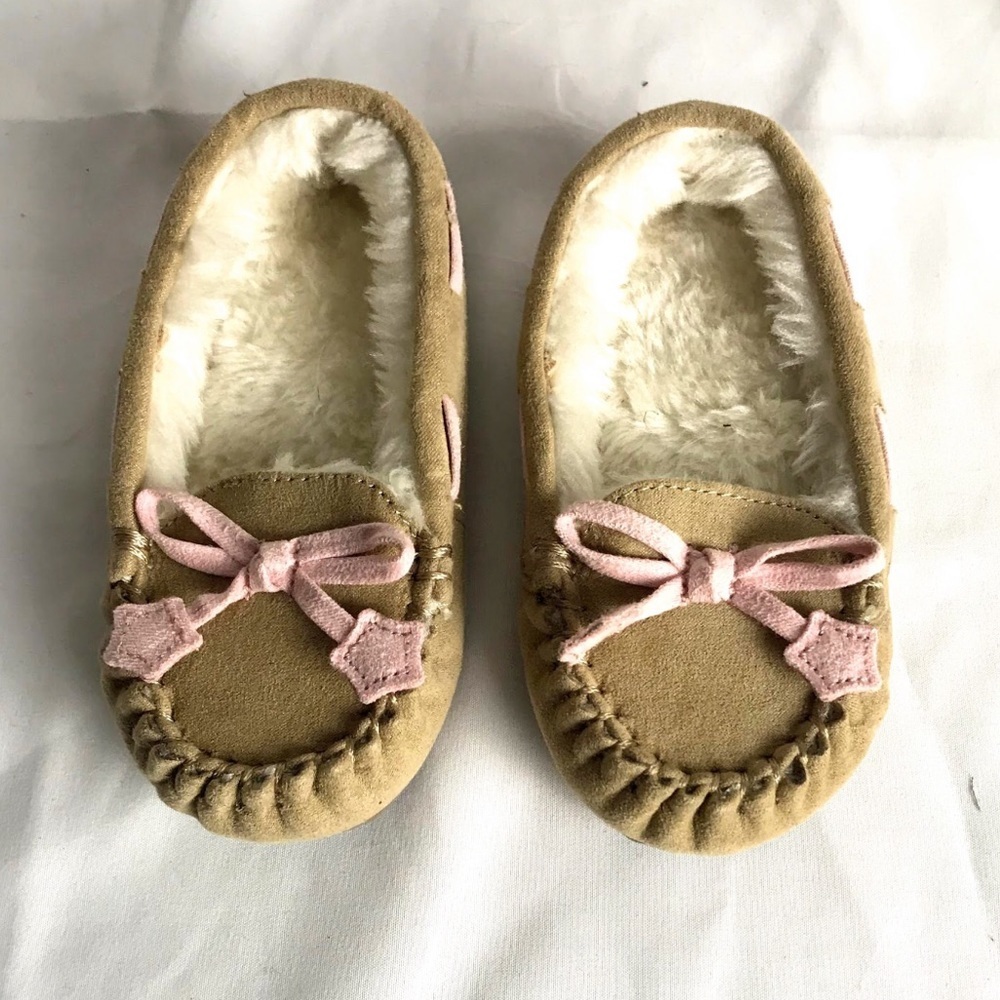 Tan, Suede Fur Lined Slippers/Moccasins